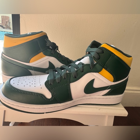 🟨 Jordan 1 - Nike - Picture 8 of 11